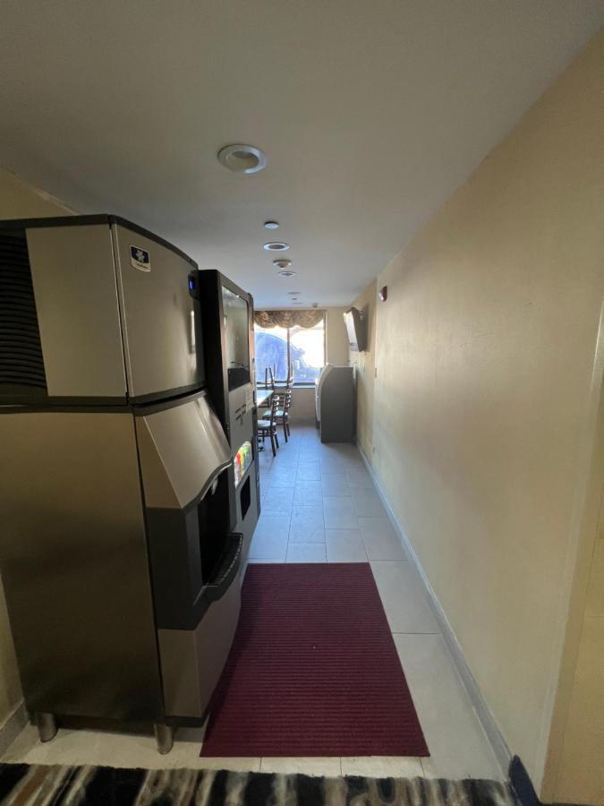 Atlantic Motor Inn Ню Йорк Екстериор снимка